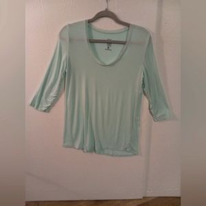 HUE 3/4 Sleeve T Shirt. Size S